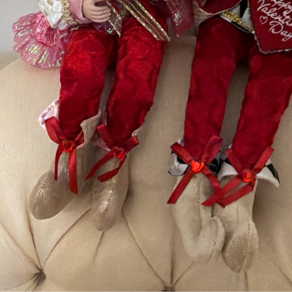 Cynthia ROWLEY Collectible Valentine's Day Elf Dolls Set - Girl and Boy - Picture 4 of 8